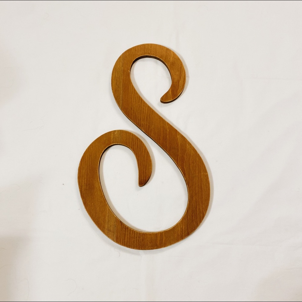 Wooden ‘S’ Wall Decor